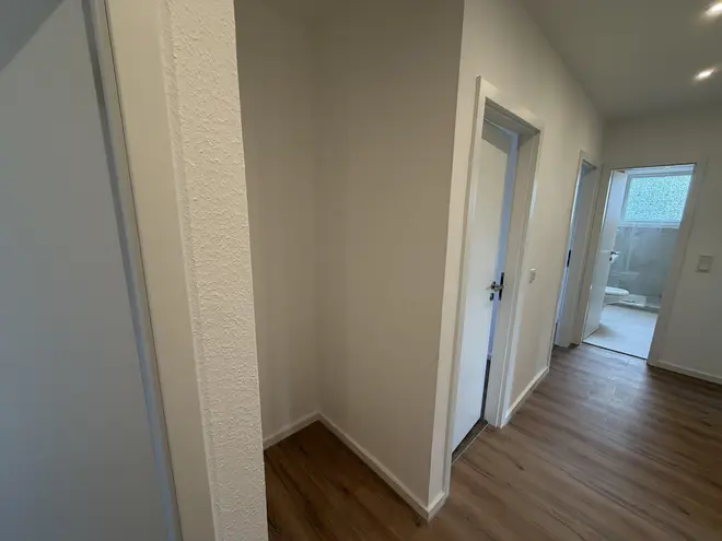 4 Zimmer Wohnung mit 70 m² in Wiesbaden – Bild 3