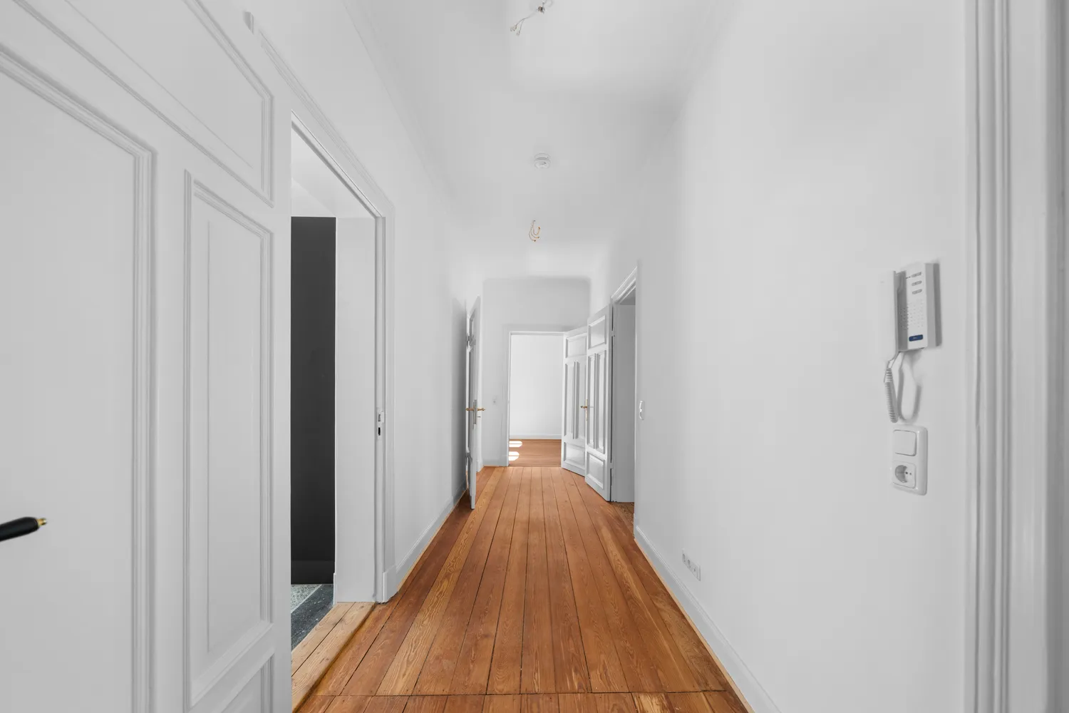 4 Zimmer Wohnung mit 115 m² in Neumünster – Bild 2