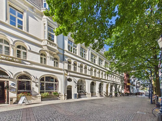2 Zimmer Wohnung mit 75 m² in Köln – Bild 1