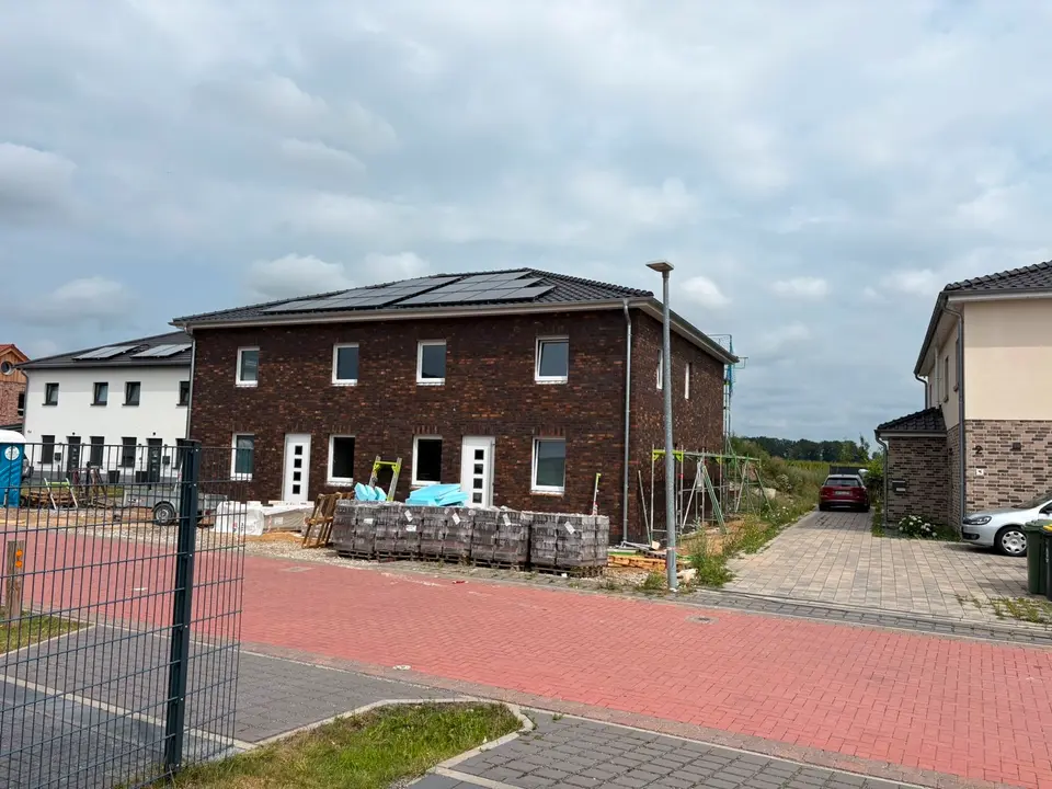 6 Zimmer Haus mit 142 m² in Hannover – Bild 3