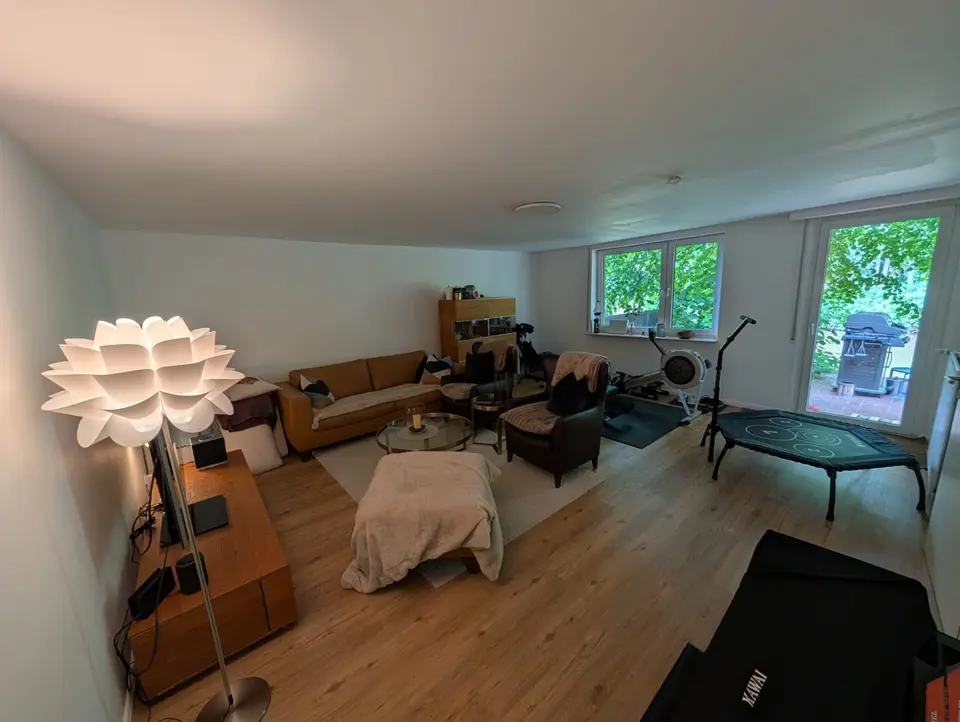 6 Zimmer Haus mit 280 m² in Emden – Bild 1