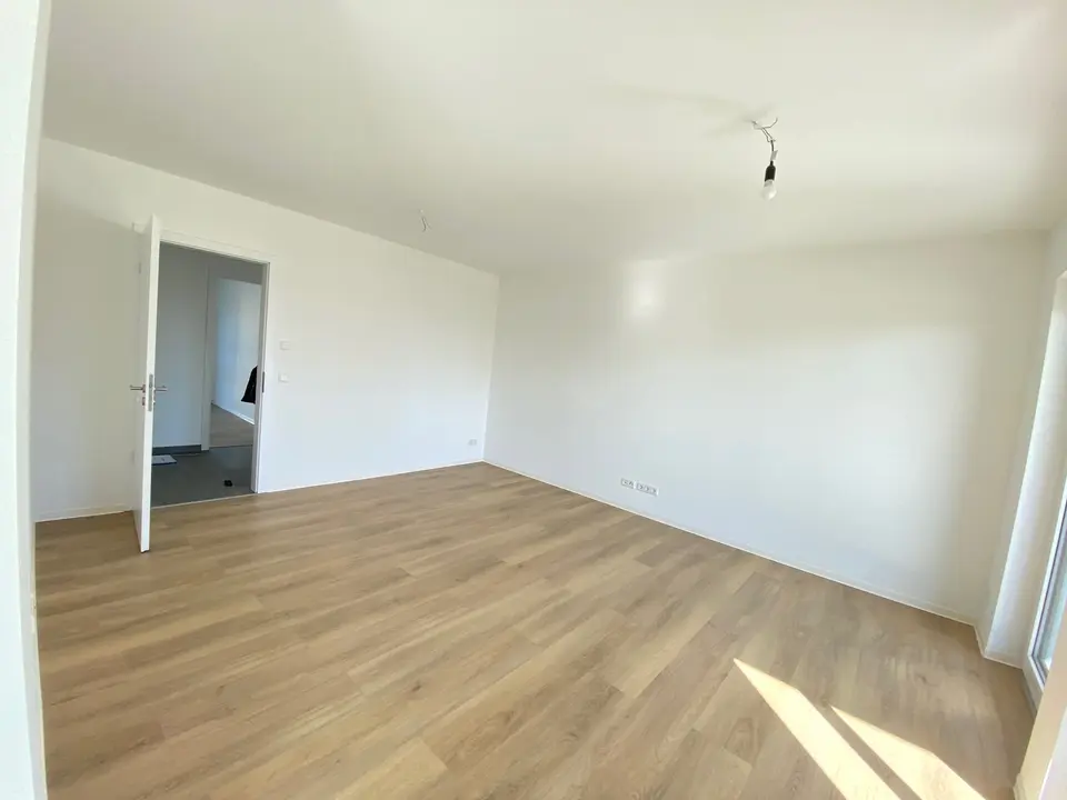 3 Zimmer Wohnung mit 79 m² in Neubrandenburg – Bild 2