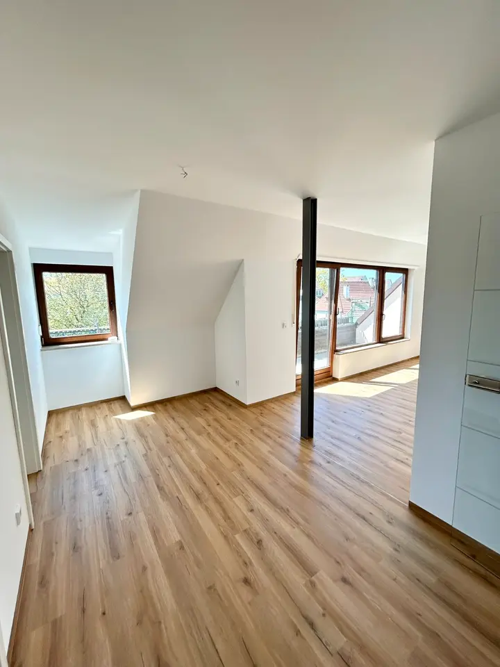 4 Zimmer Wohnung mit 99 m² in Fürth – Bild 1