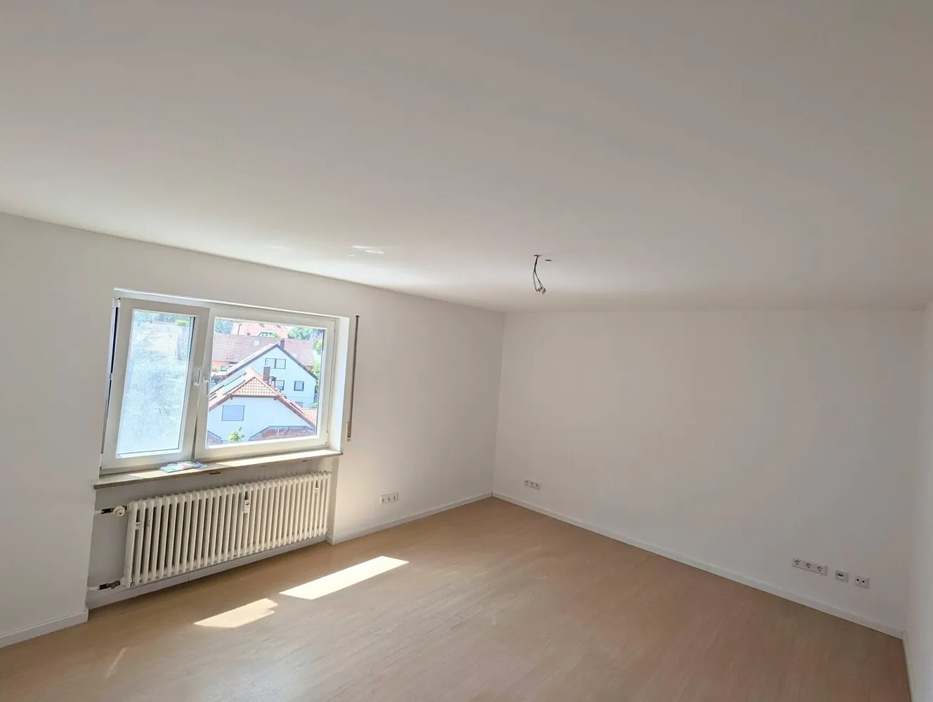 2 Zimmer Wohnung mit 67 m² in Würzburg – Bild 2
