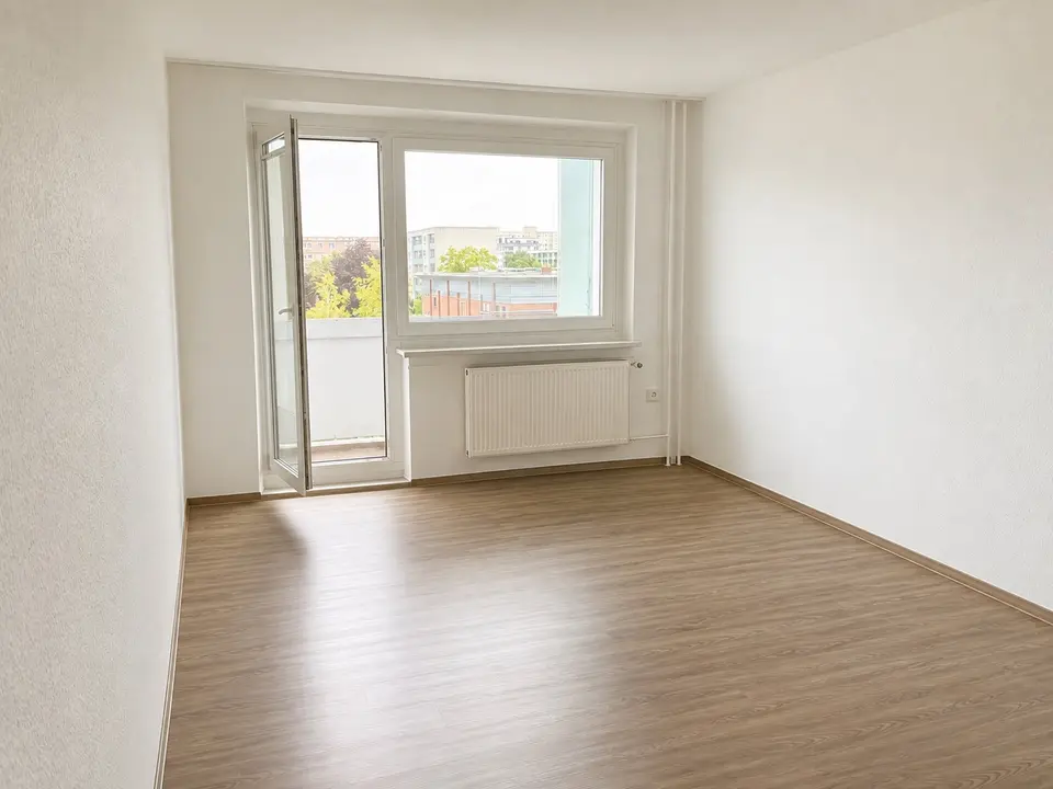 4 Zimmer Wohnung mit 75 m² in Greifswald – Bild 1