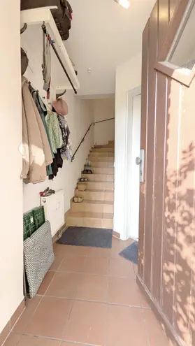 2 Zimmer Wohnung mit 55 m² in Köln – Bild 2