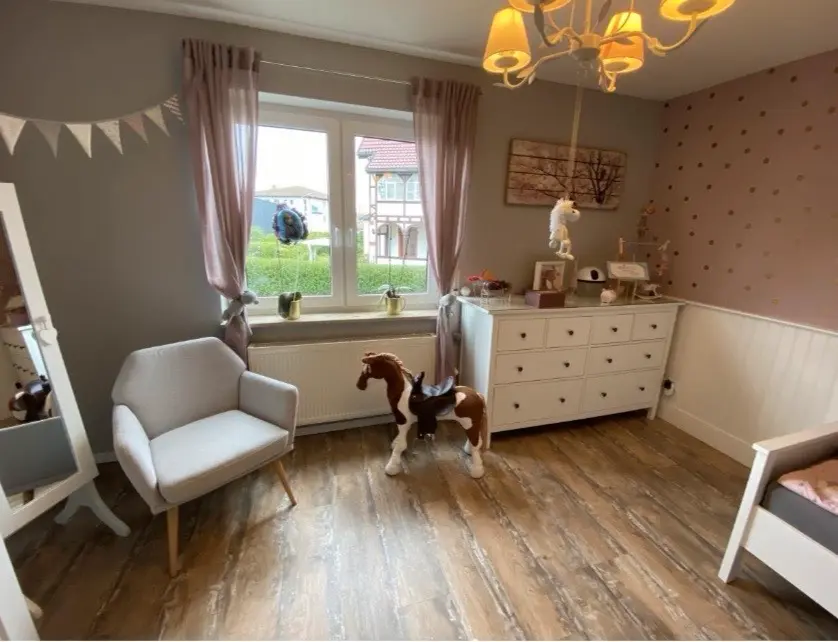 9 Zimmer Wohnung mit 180 m² in Lörrach – Bild 3