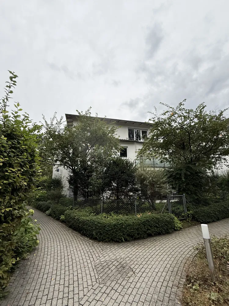 3 Zimmer Wohnung mit 103 m² in München – Bild 1