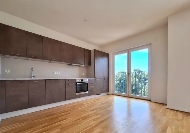 4 Zimmer Wohnung mit 117 m² in Leipzig – Bild 2