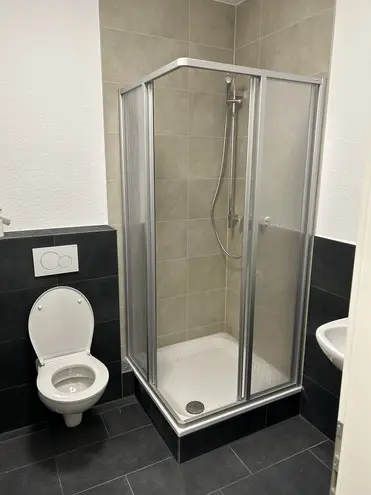 5 Zimmer Wohnung mit 164 m² in Wiesbaden – Bild 2