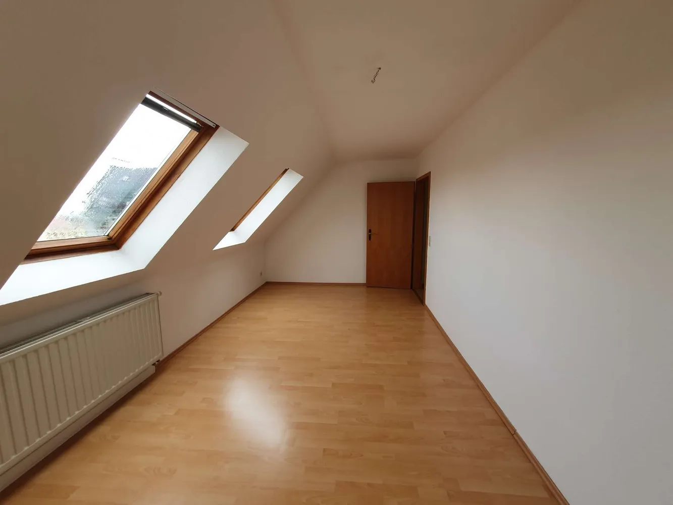 2 Zimmer Wohnung mit 62 m² in Plauen – Bild 3