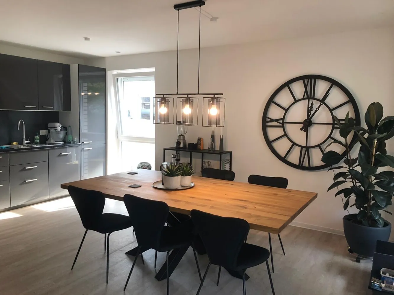 3 Zimmer Wohnung mit 95 m² in Kiel – Bild 1