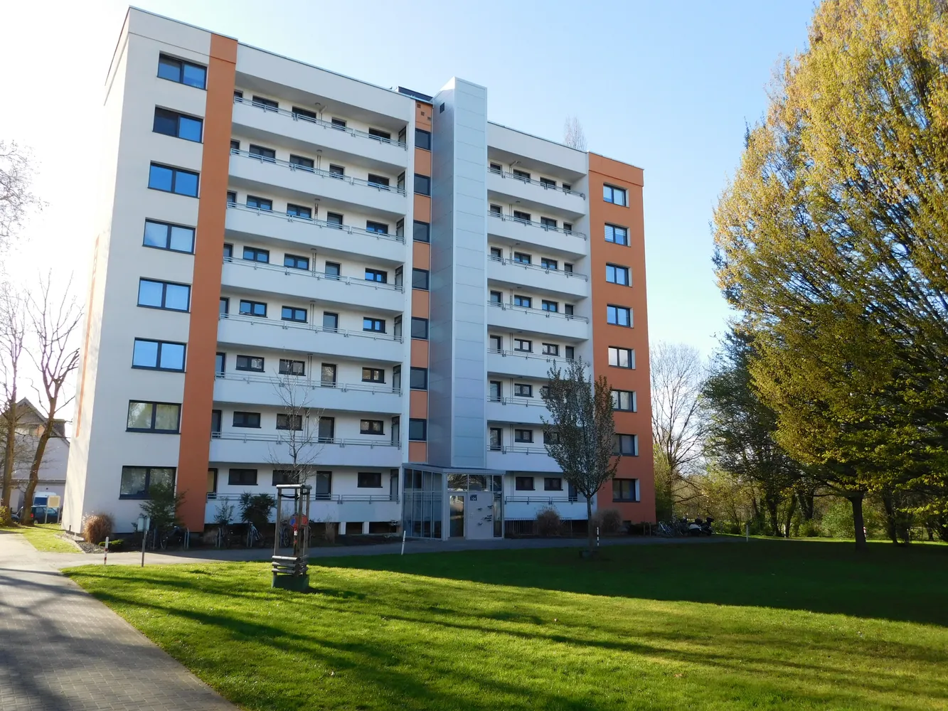 2 Zimmer Wohnung mit 70 m² in Krefeld – Bild 2