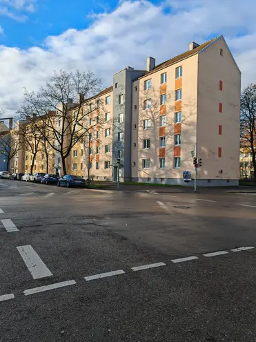 2 Zimmer Wohnung mit 45 m² in Augsburg – Bild 1