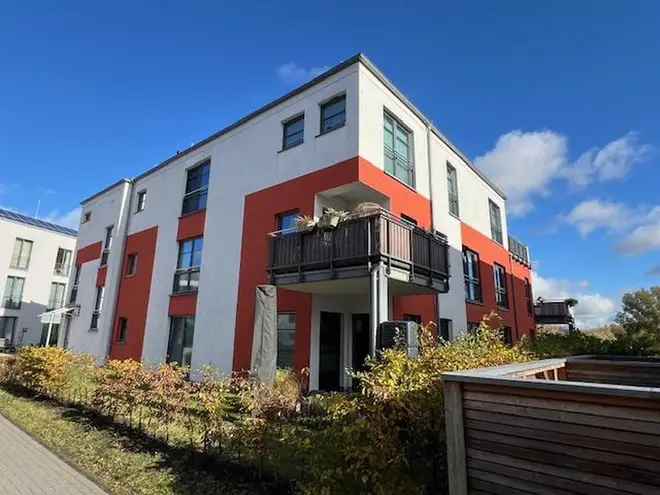 3 Zimmer Wohnung mit 105 m² in Rostock – Bild 1
