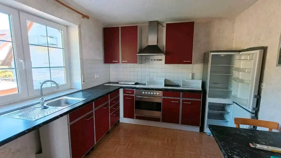 8 Zimmer Haus mit 250 m² in Freiburg im Breisgau – Bild 2