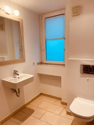 7 Zimmer Wohnung mit 192 m² in Düsseldorf – Bild 4