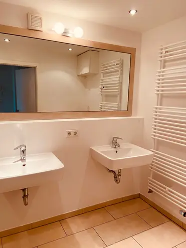 7 Zimmer Wohnung mit 192 m² in Düsseldorf – Bild 5