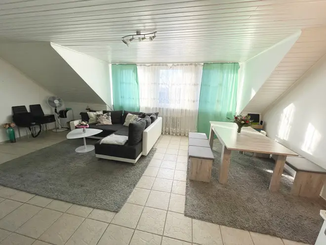 2 Zimmer Wohnung mit 58 m² in Neuss – Bild 2