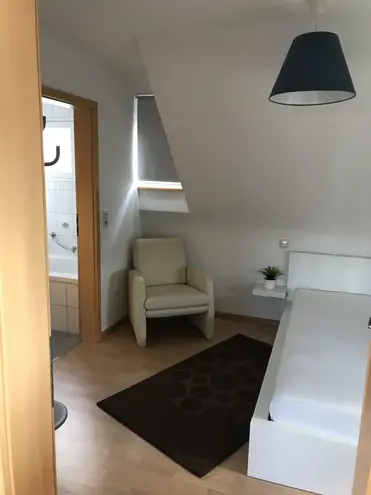 2 Zimmer Wohnung mit 32 m² in Freiburg im Breisgau – Bild 3