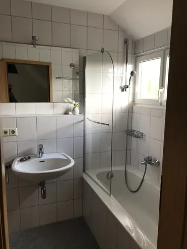 2 Zimmer Wohnung mit 32 m² in Freiburg im Breisgau – Bild 4
