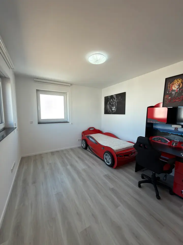 4 Zimmer Wohnung mit 180 m² in Düren – Bild 10