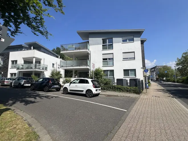 4 Zimmer Wohnung mit 110 m² in Mönchengladbach – Bild 1