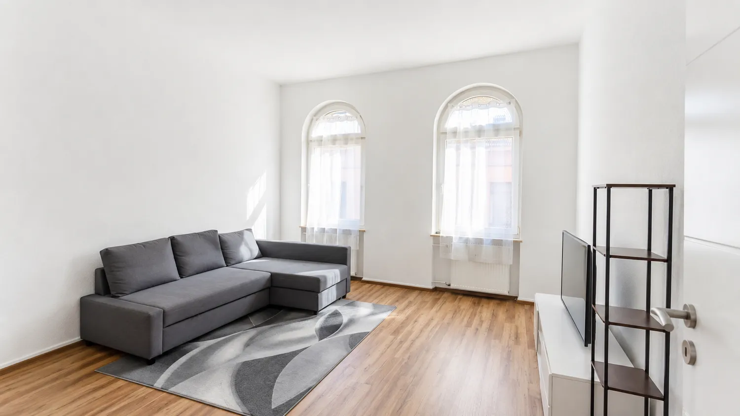 2 Zimmer Wohnung mit 82 m² in Koblenz – Bild 1