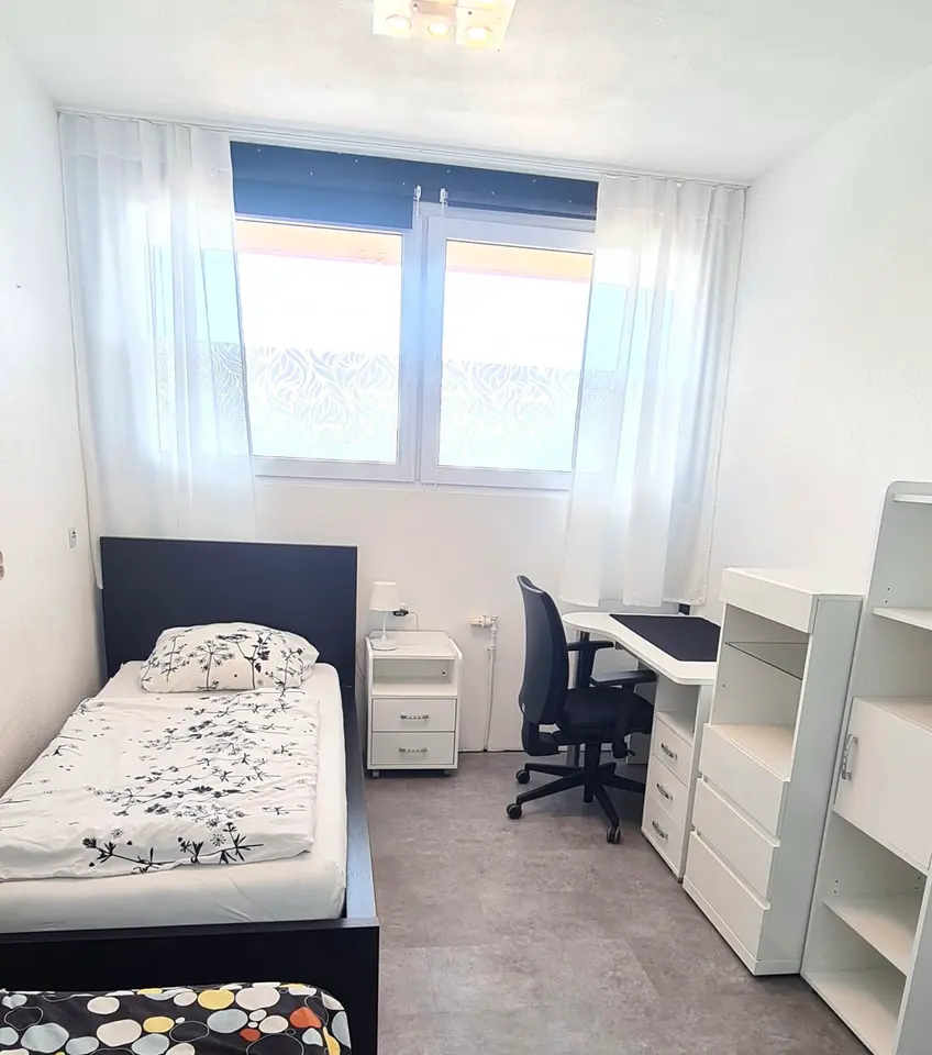 WG-Zimmer mit 89 m² in Emden – Bild 1