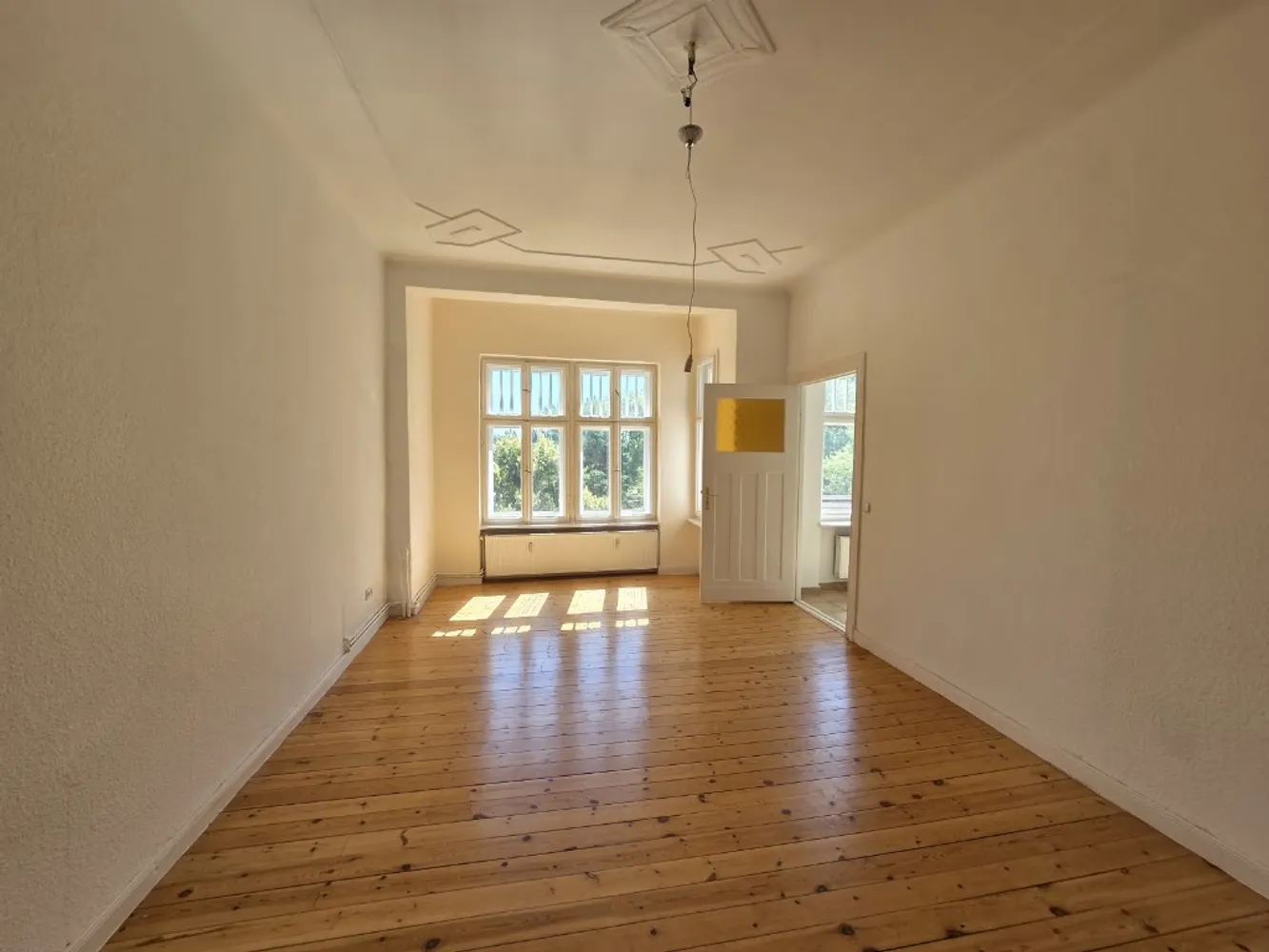 2 Zimmer Wohnung mit 64 m² in Berlin – Bild 1