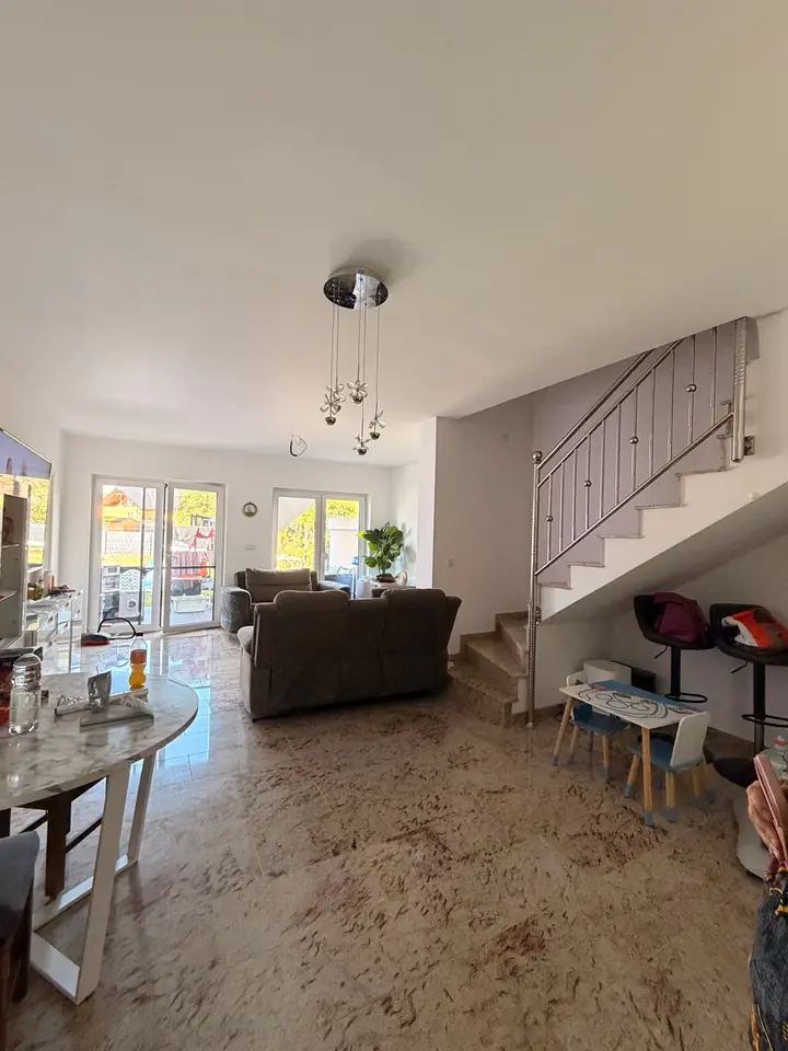 6 Zimmer Haus mit 145 m² in Leipzig – Bild 1