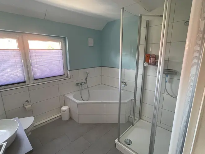 3 Zimmer Wohnung mit 80 m² in Rostock – Bild 3