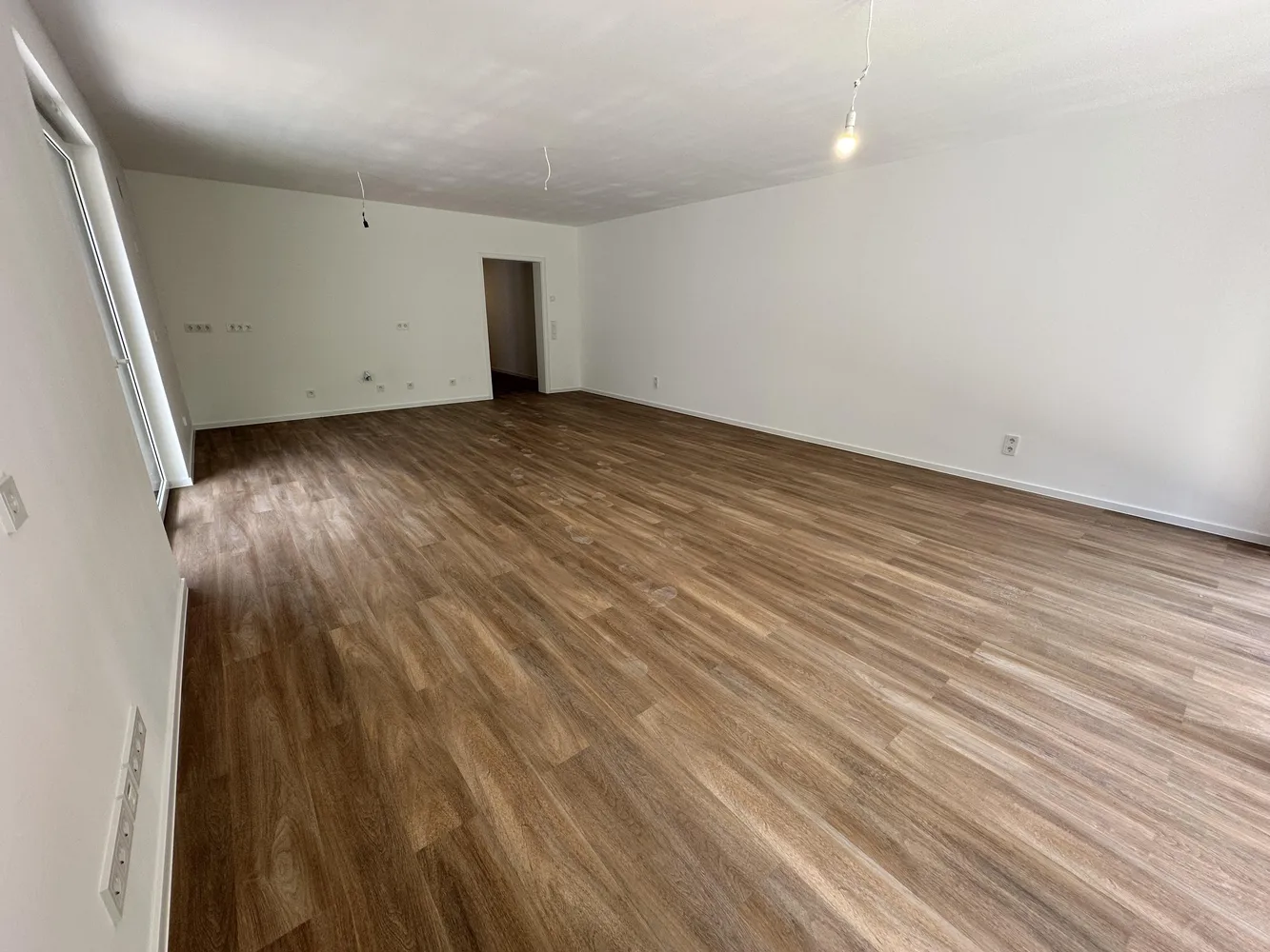 2 Zimmer Wohnung mit 76 m² in Neuwied – Bild 2