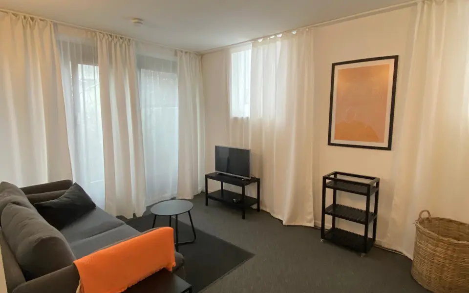 WG-Zimmer mit 80 m² in Stuttgart – Bild 1
