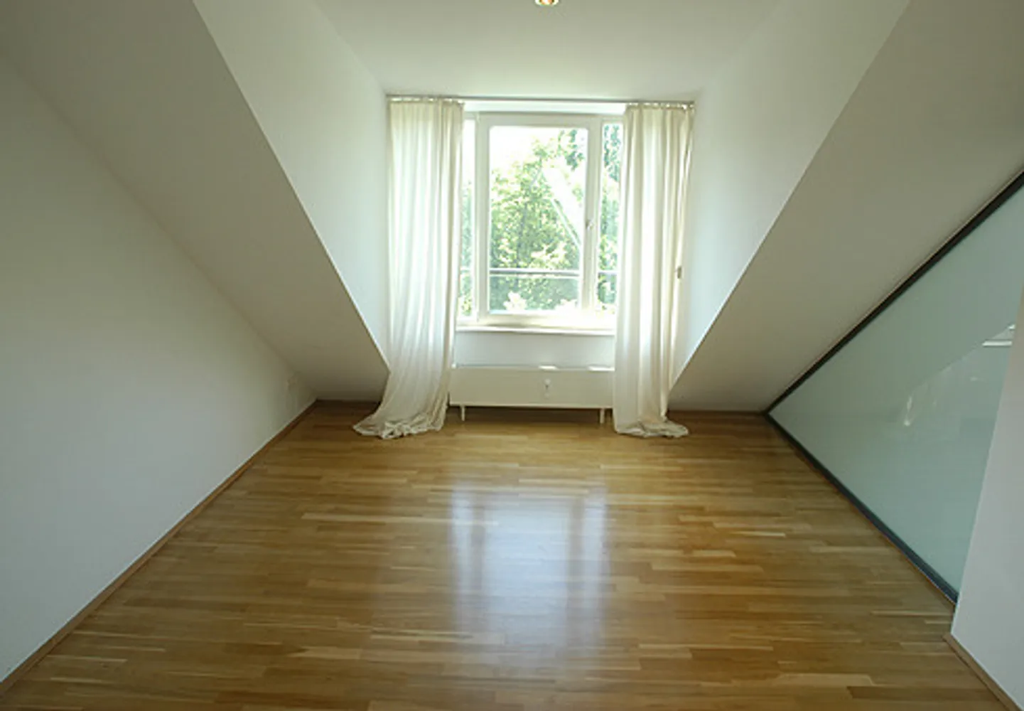 4 Zimmer Wohnung mit 134 m² in Frankfurt am Main – Bild 6