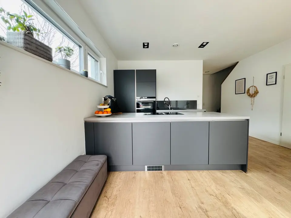 2 Zimmer Wohnung mit 77 m² in Worms – Bild 2
