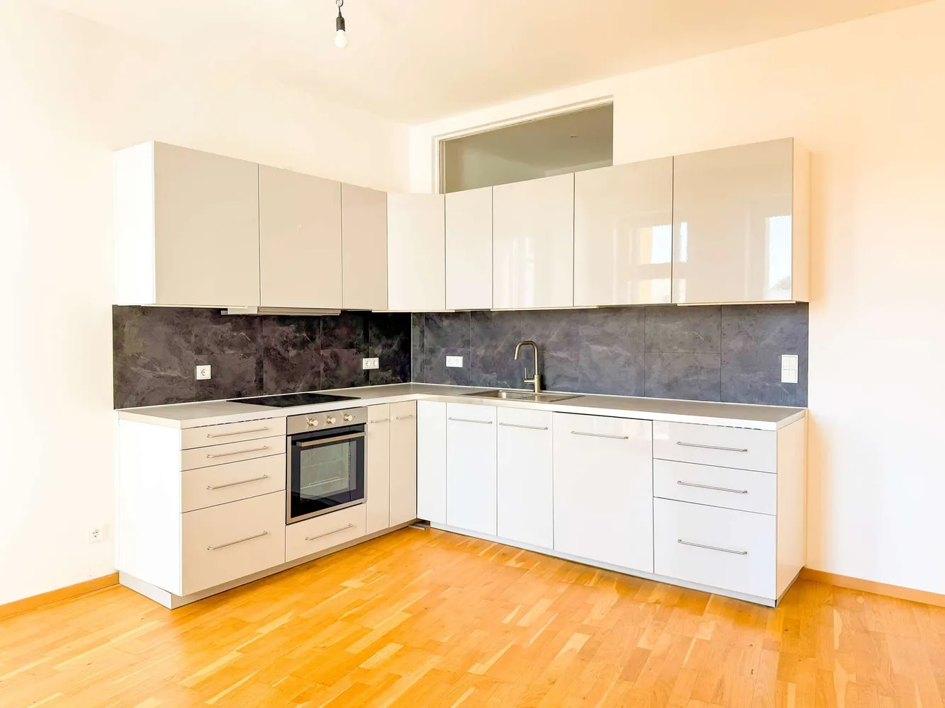 4 Zimmer Wohnung mit 104 m² in Leipzig – Bild 2