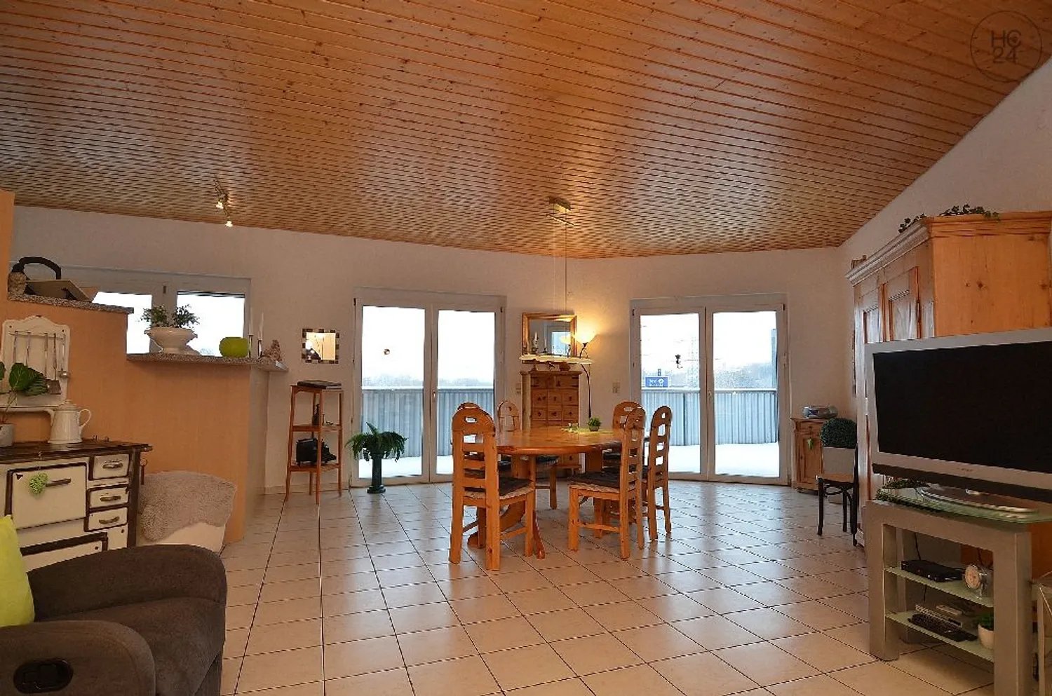 4 Zimmer Wohnung mit 150 m² in Lörrach – Bild 2