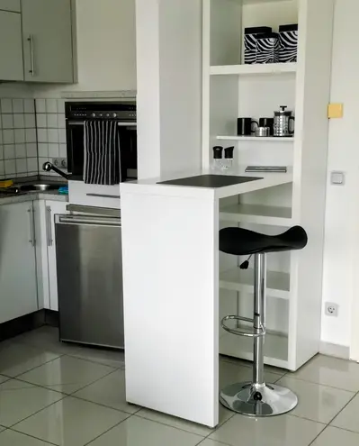 1 Zimmer Wohnung mit 35 m² in Köln – Bild 7