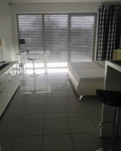 1 Zimmer Wohnung mit 35 m² in Köln – Bild 10