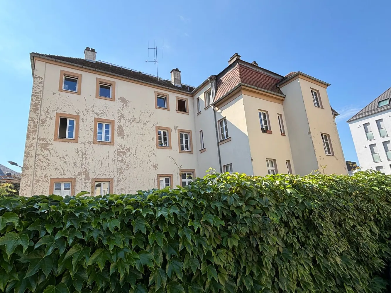7 Zimmer Wohnung mit 188 m² in Bayreuth – Bild 2