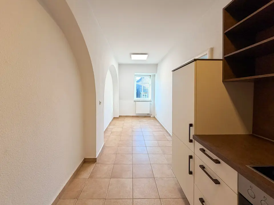 4 Zimmer Wohnung mit 103 m² in Gera – Bild 3