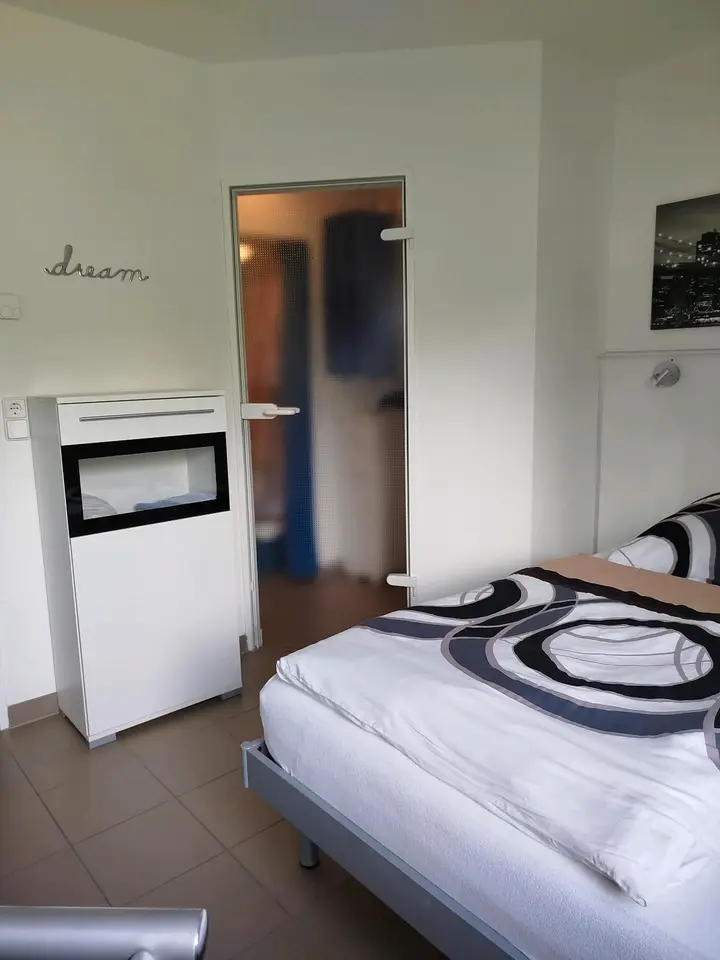 WG-Zimmer mit 45 m² in Saarbrücken – Bild 8