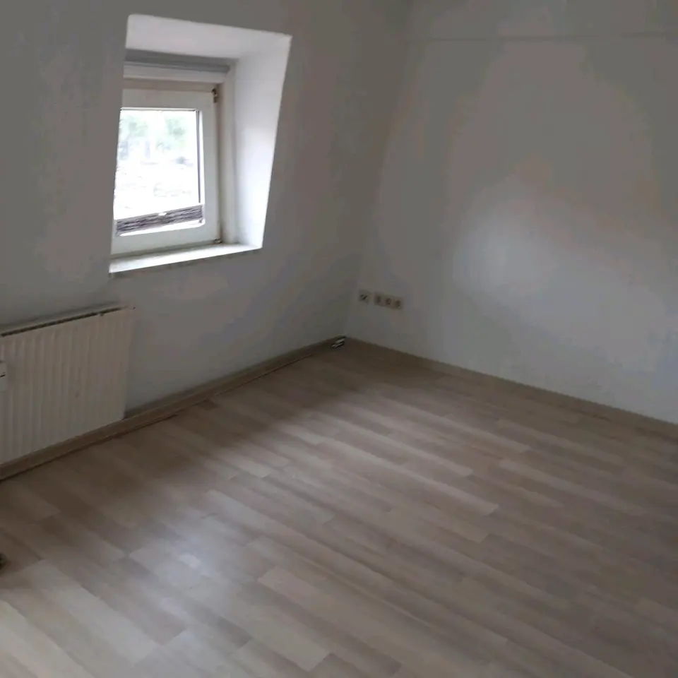 6 Zimmer Wohnung mit 118 m² in Helmstedt – Bild 4