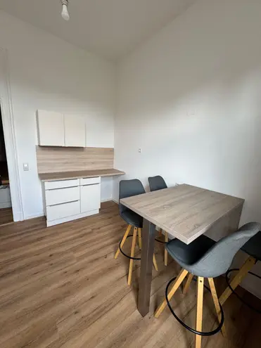 3 Zimmer Wohnung mit 99 m² in Wiesbaden – Bild 2