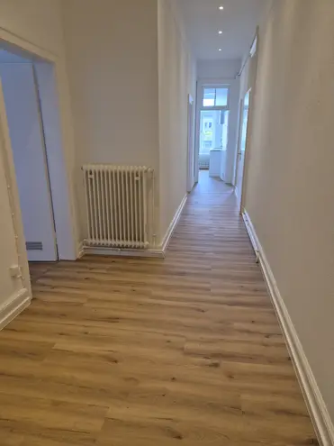 3 Zimmer Wohnung mit 99 m² in Wiesbaden – Bild 3