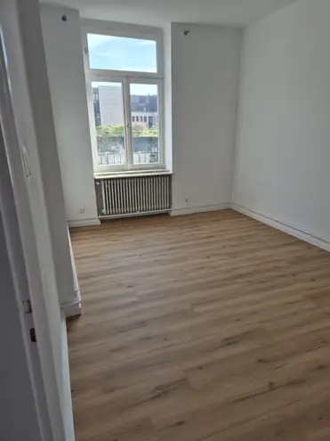 3 Zimmer Wohnung mit 99 m² in Wiesbaden – Bild 7