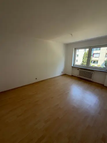 3 Zimmer Wohnung mit 71 m² in Regensburg – Bild 2