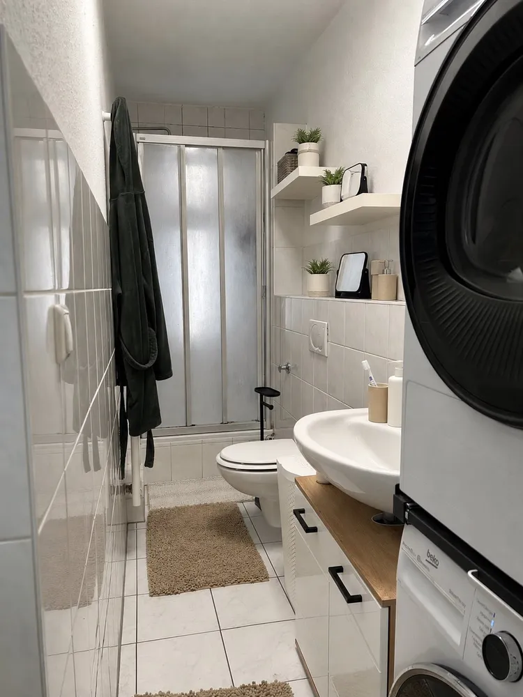 2 Zimmer Wohnung mit 45 m² in Lübeck – Bild 2