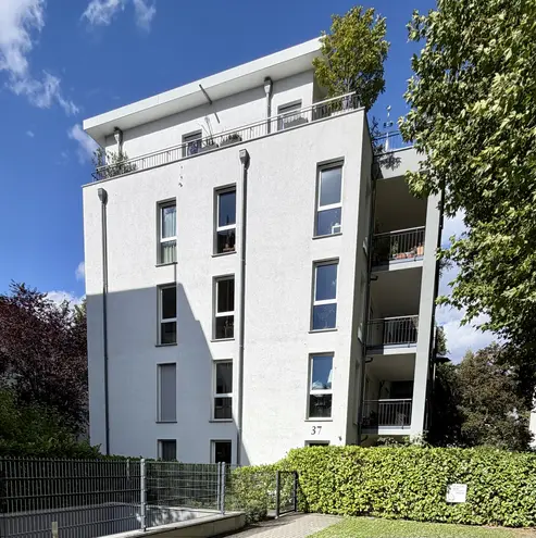3 Zimmer Wohnung mit 95 m² in Frankfurt am Main – Bild 4